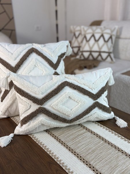 وجه قرنة مستطيلة بني وابيض