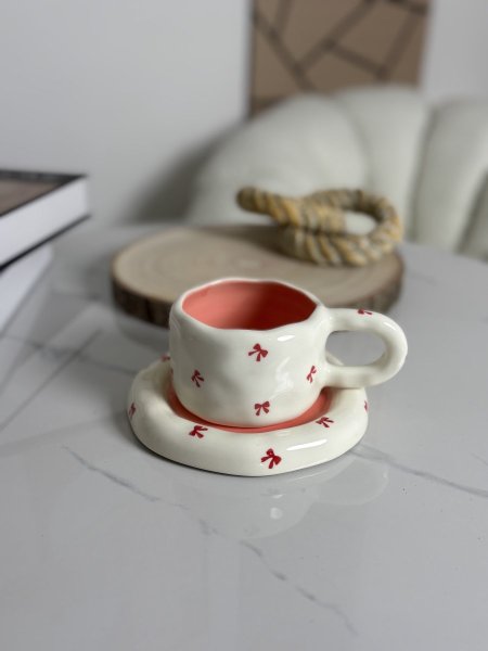 Cup الببيونة الوردي